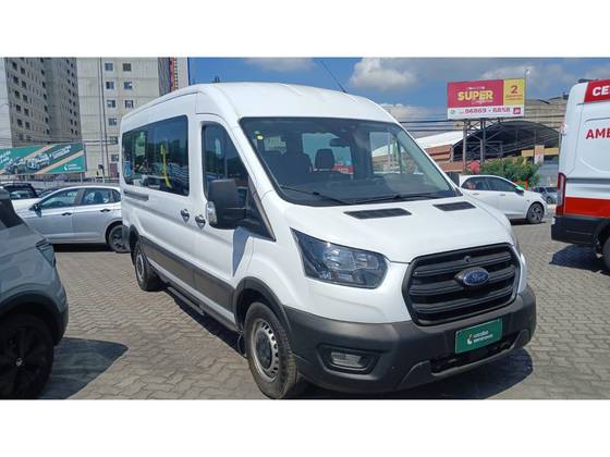 FORD TRANSIT 2.0 ECOBLUE DIESEL MINIBUS 14+1 410L MANUAL